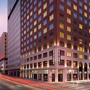 Hampton Inn & Suites Dallas Downtown